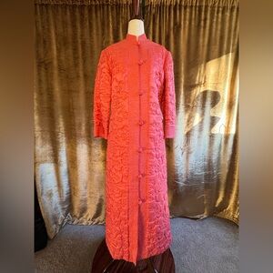 Vintage 1950’s 1960’s Flamingo Pink Quilted House Coat, Robe, Old Hollywood | S